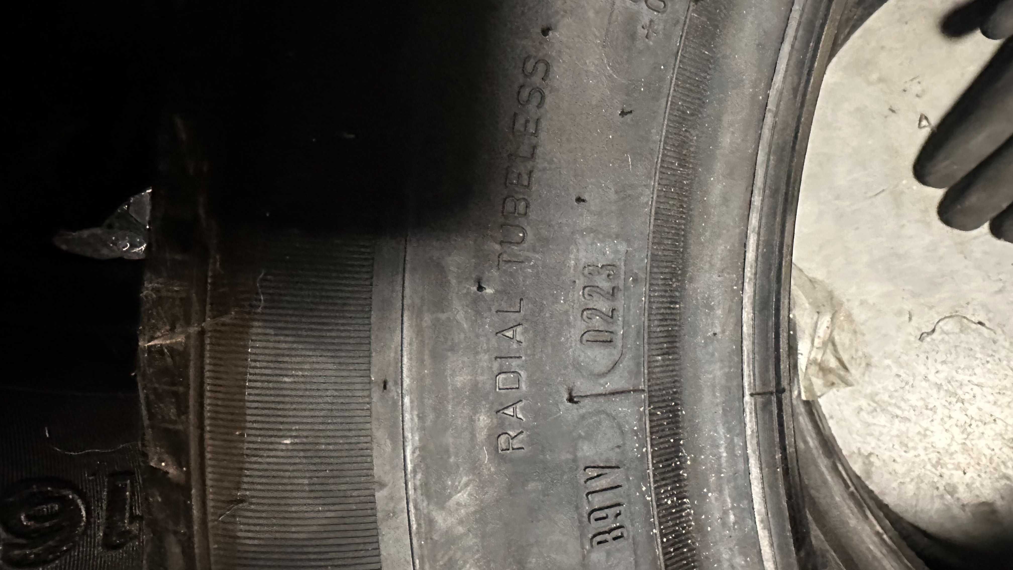 opony 205/65r15C 4 szt nowe bus