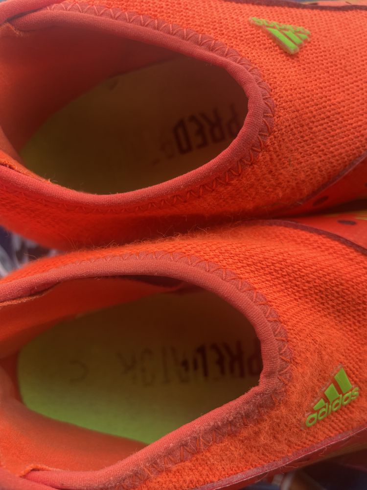 Chuteiras adidas tamanho 33