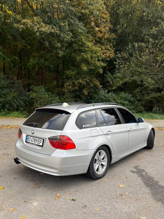 BMW e91 320d 2006p