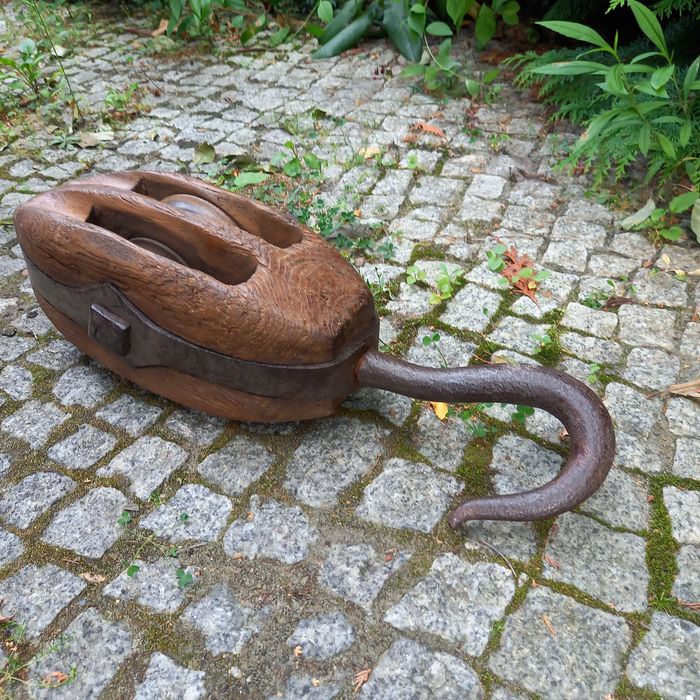 Marynistyka żeglarstwo stary duży blok linowy bloczek żeglarski