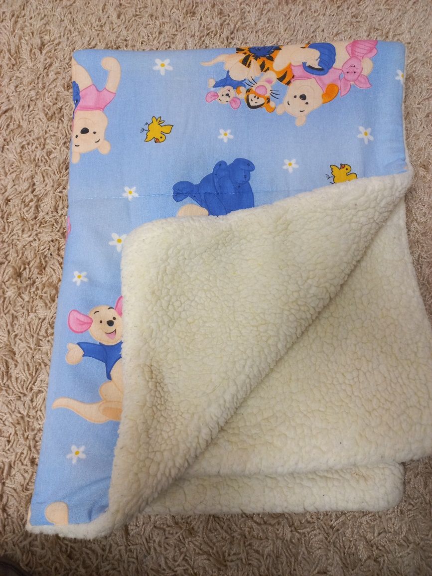 Подушка ребенку от года, одеяло теплое(зима,осень), пододеядьник