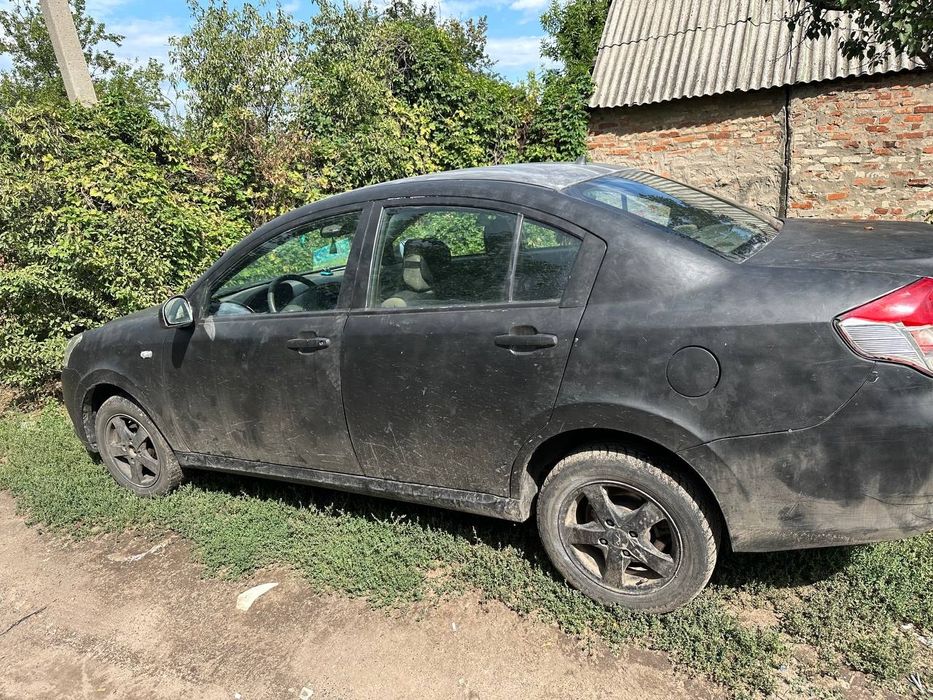 Чери е5 на боевом ходу