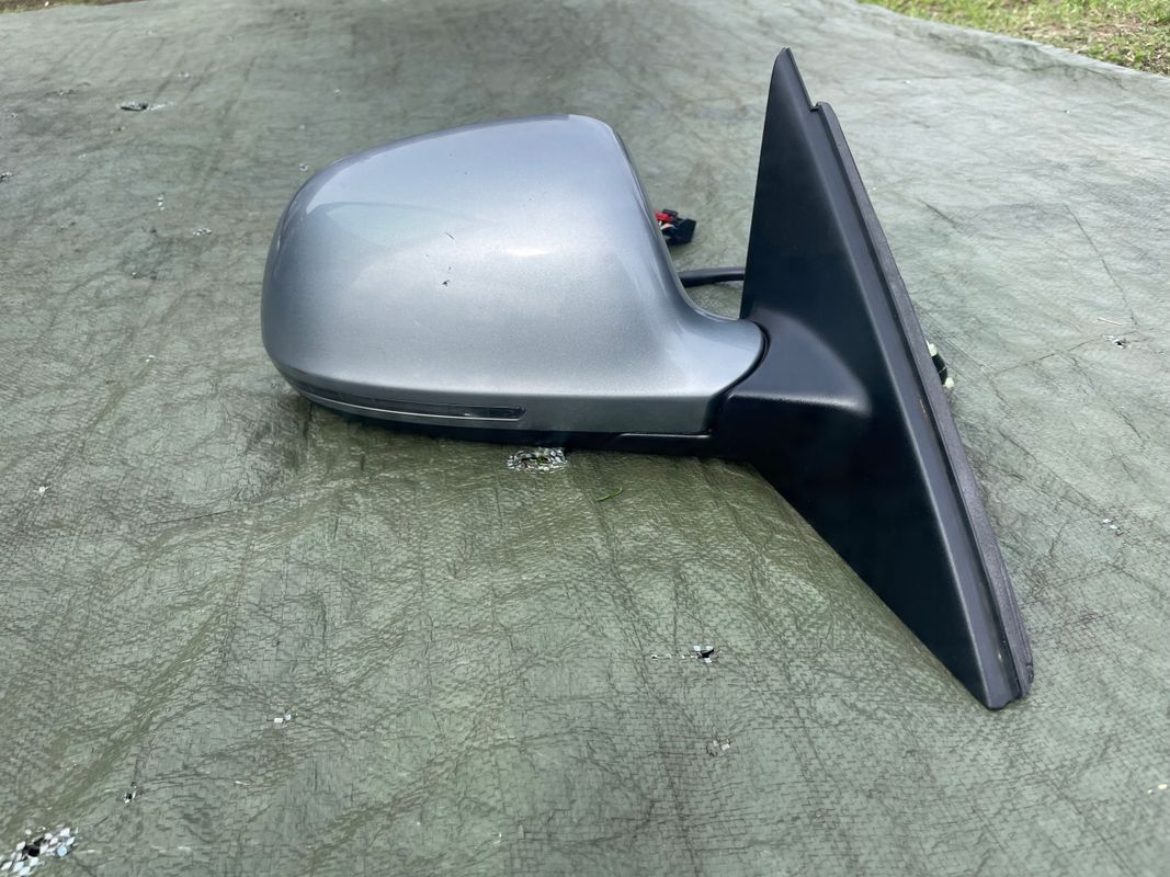 Audi A4 B8 Lusterko Zewnętrzne Prawe Fotochrom Fotochrom 14 Pin Kabli