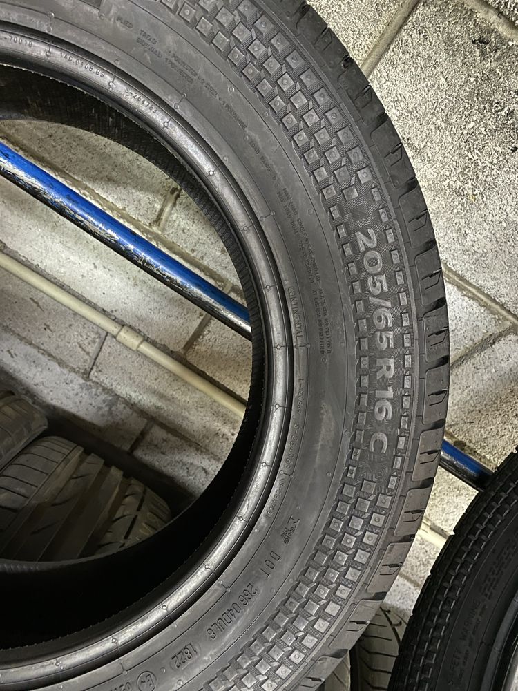 Літні шини 205/65 R16C (103T) CONTINENTAL