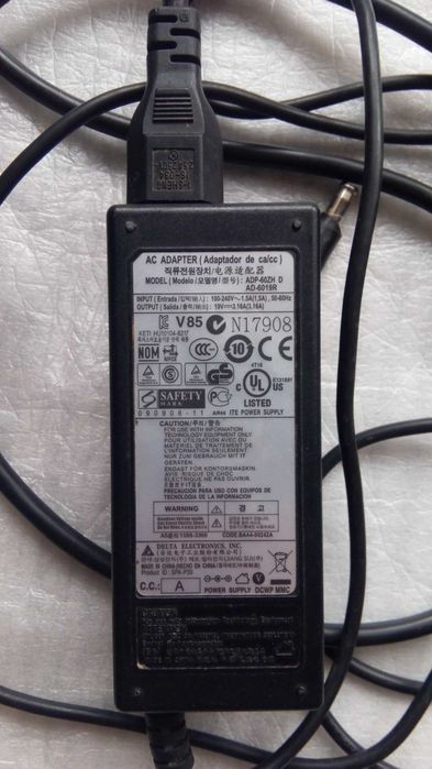 Зарядные устройства для ноутбуков и акумулятор для ноутбука hp.