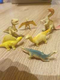 Duża kolekcja dinozaurów