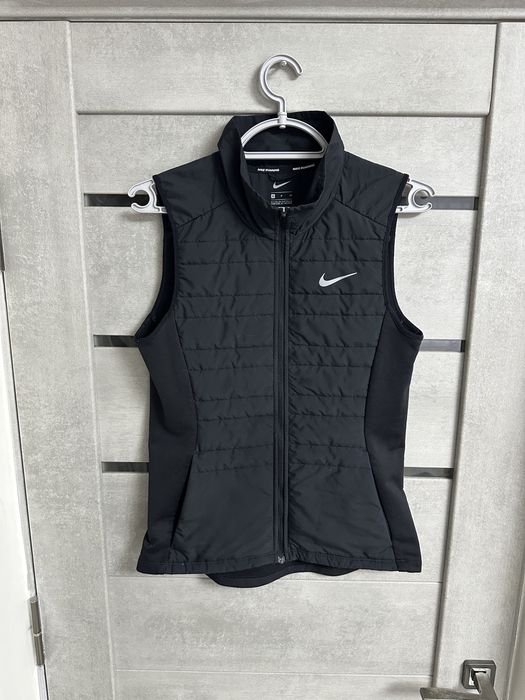 Жилетка Безрукавка Nike Running S розмір жіноча!