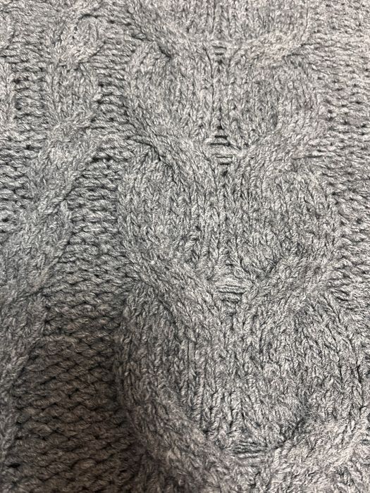 Стильний светр oversize