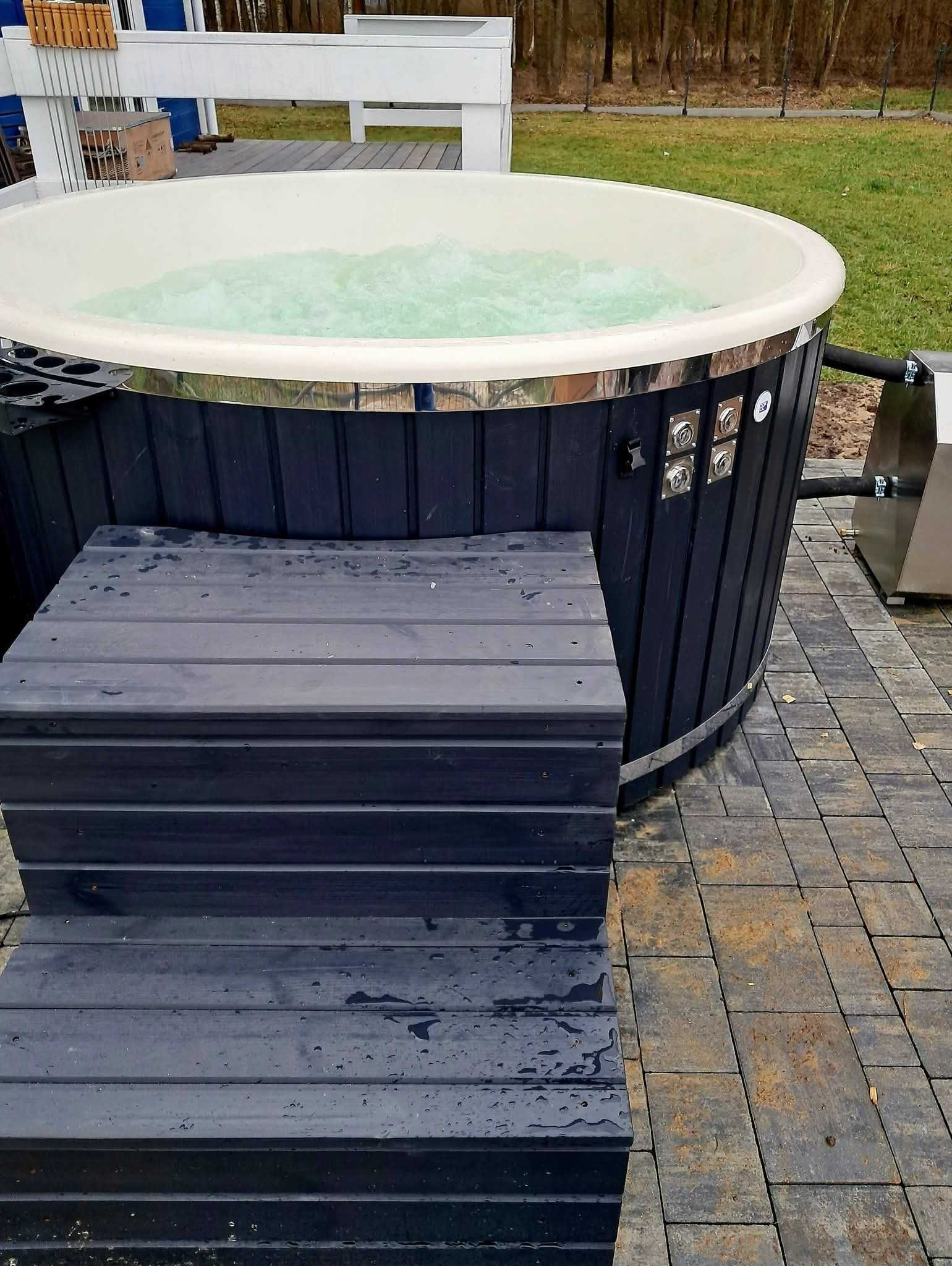 Balia ogrodowa gorąca beczka jacuzzi hydromasaż