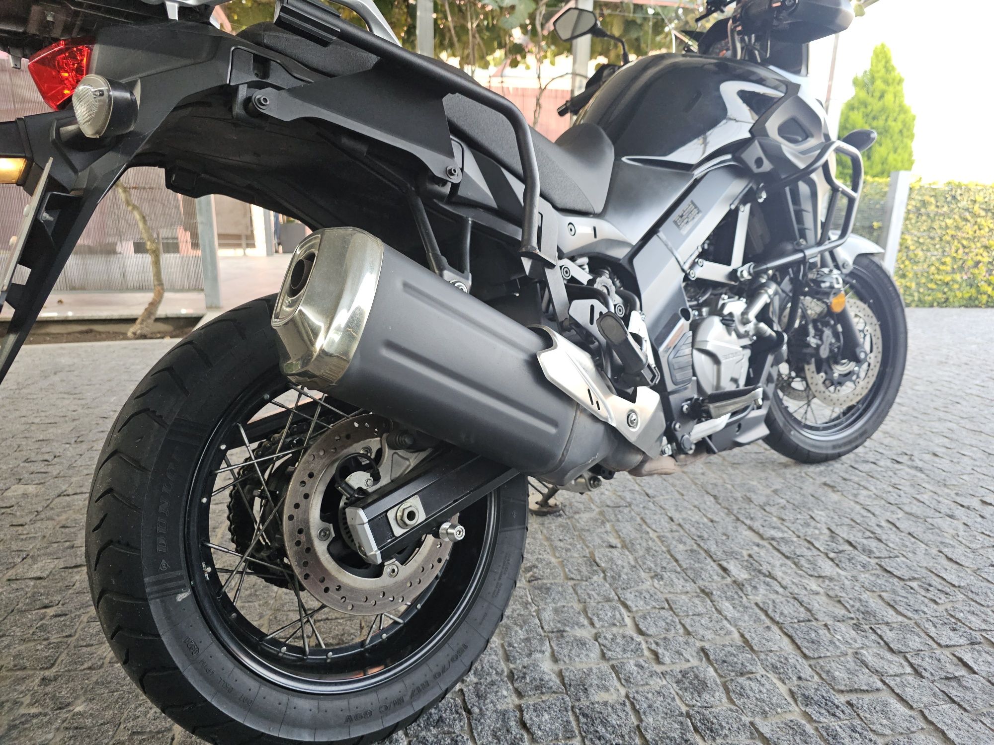 Suzuki 650 V-strom XT