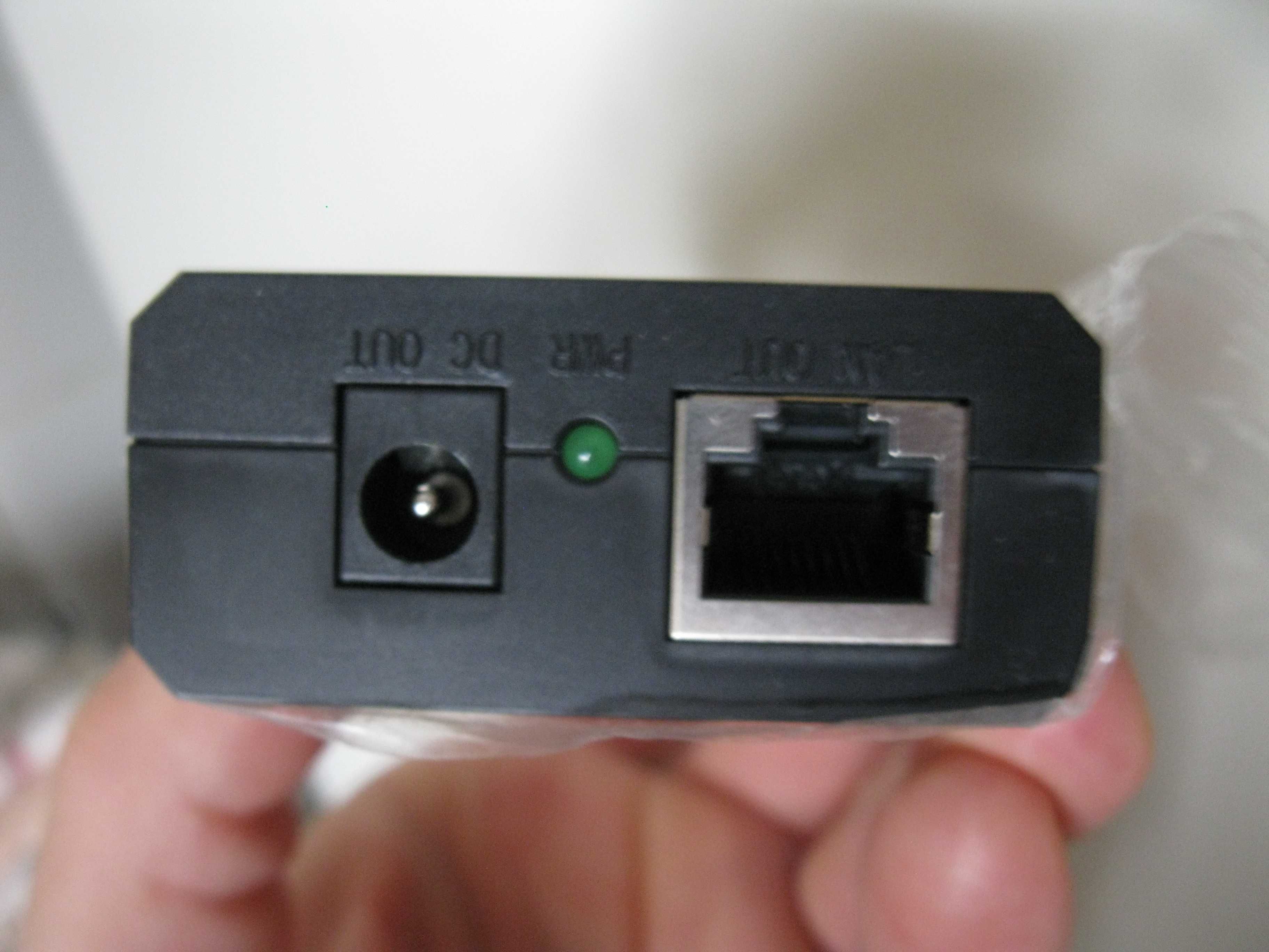 Новый Адаптер POE TP-Link TL-POE10R вроде неисправный