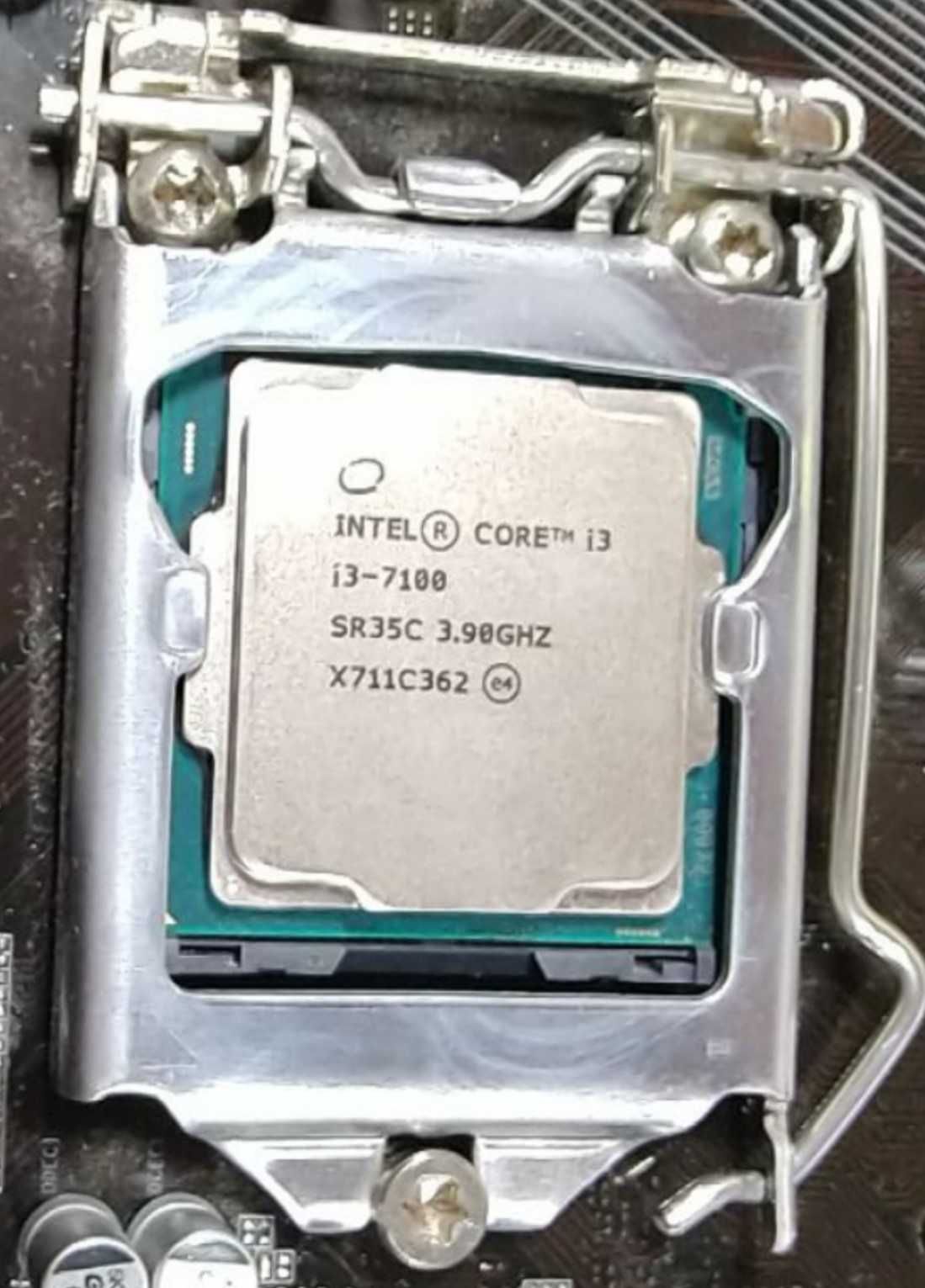 Процессор Intel Core i3-7100 3.9GHz 2 ядра 4 потока  HD Graphics 630