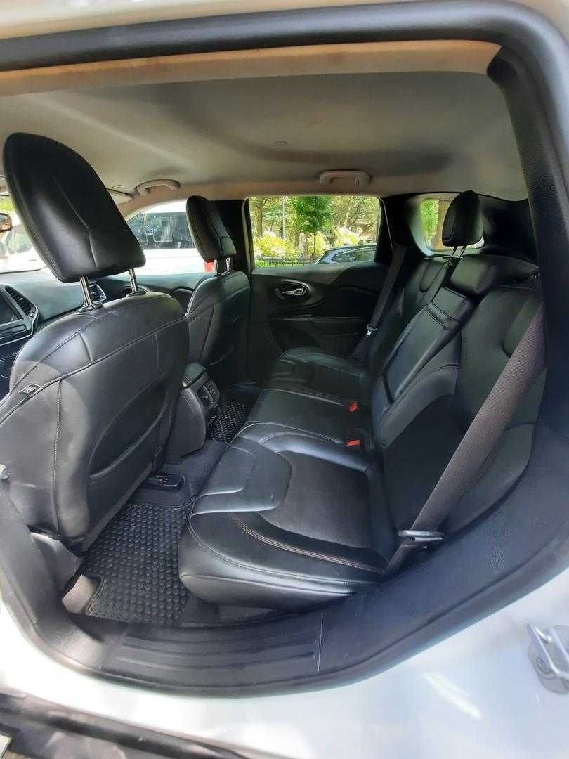 Jeep Cherokee 2019
