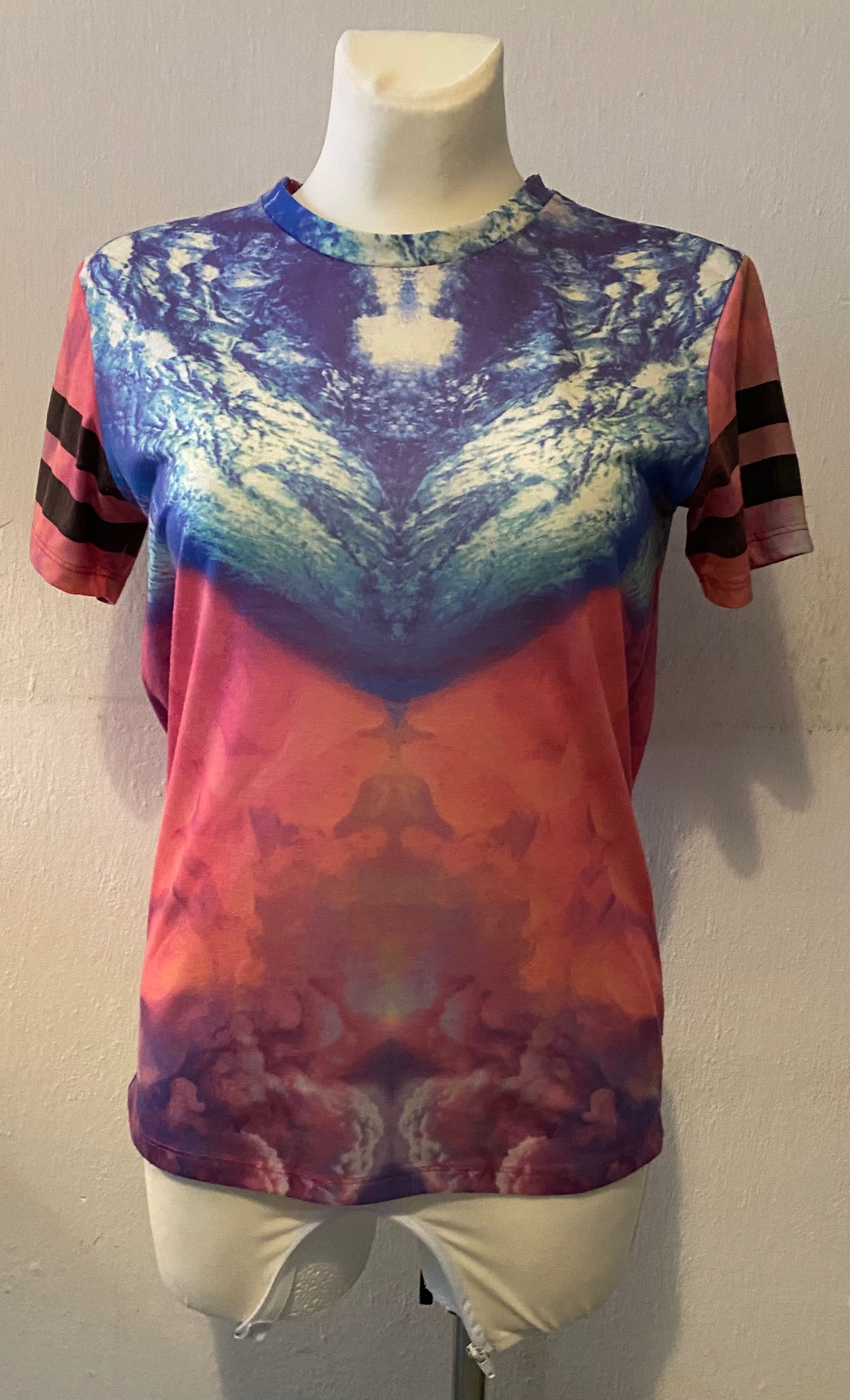 Wzorzysta koszulka Topshop rozmiar z metki 36 dla mnie M/L 38/40