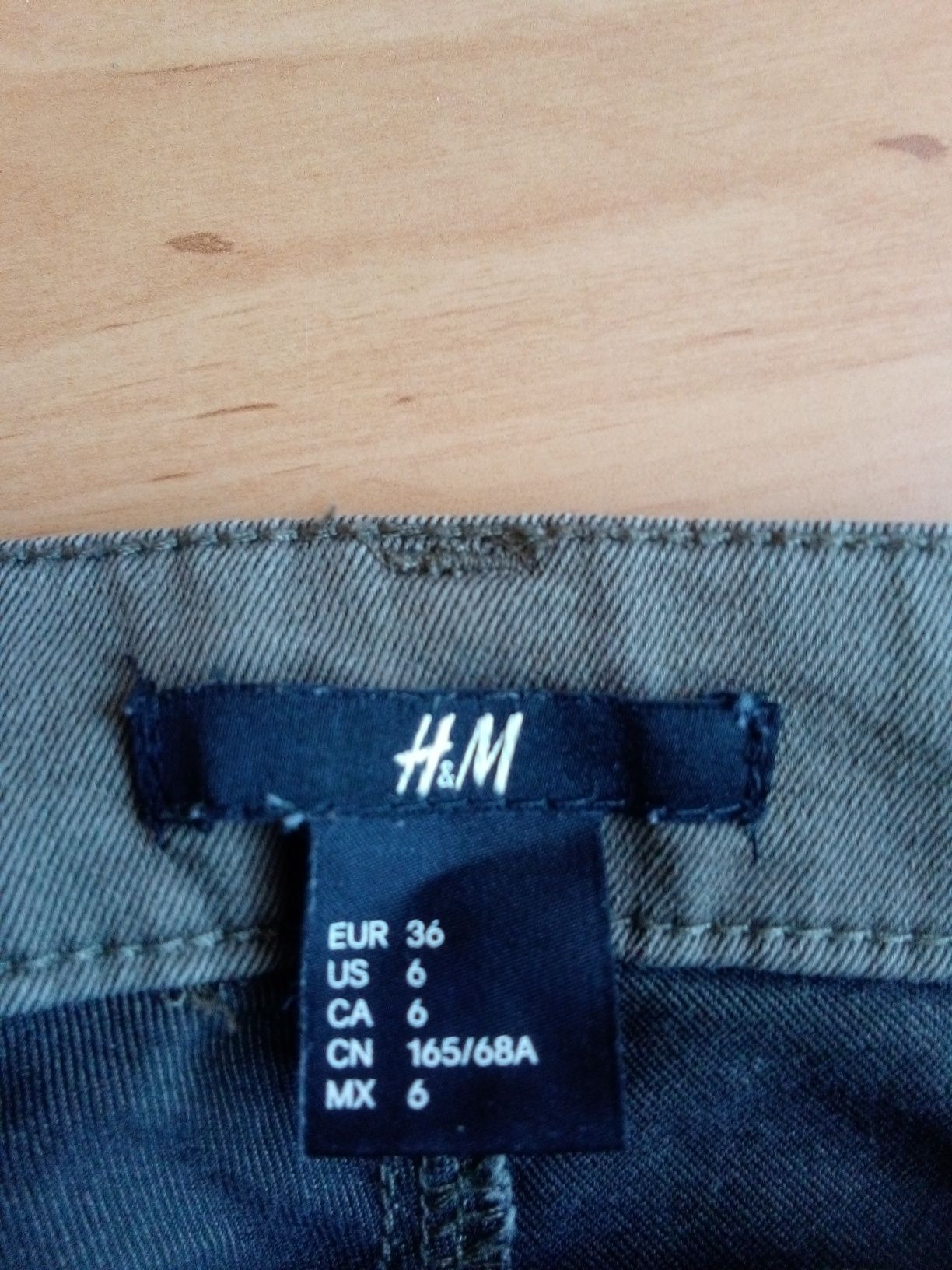 Dżinsy chłopięce typu rurki H&M r. 36