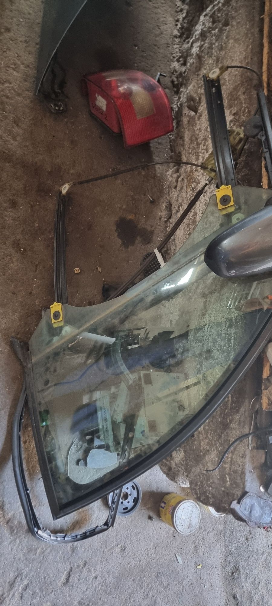 Audi a6 c6 ramka drzwi przód lewy z szybą oryginał