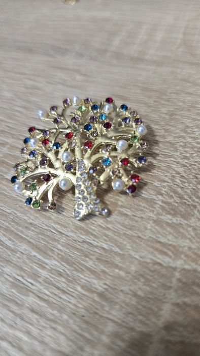 Broszka drzewko szczęścia.