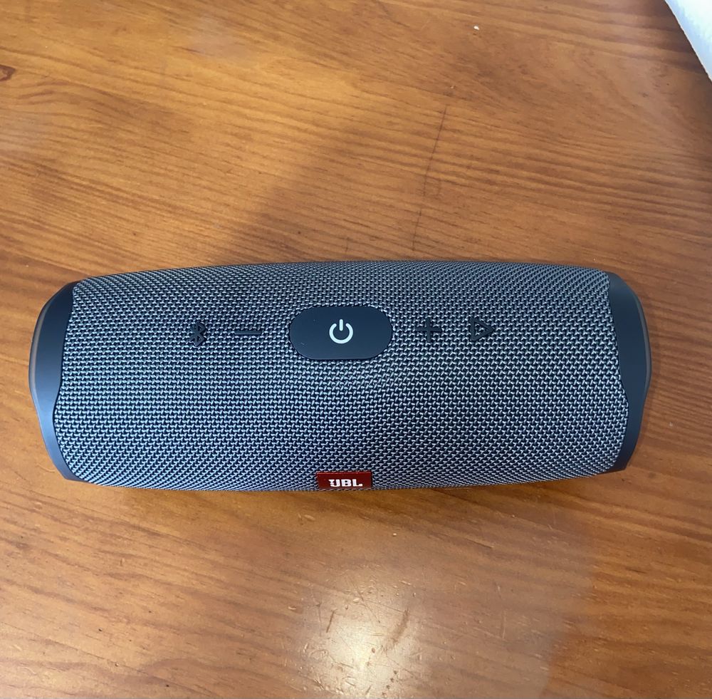 JBL Charge Essential 2