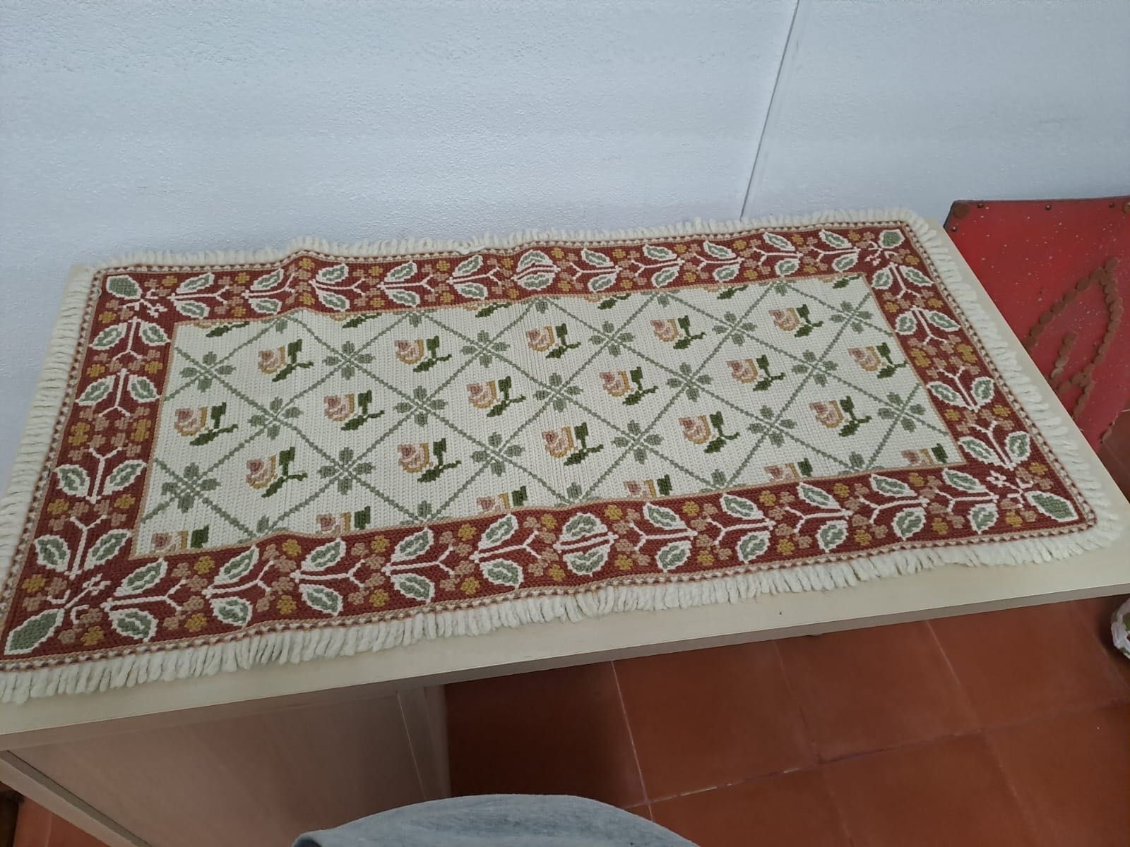 3 Tapetes de Arraiolos