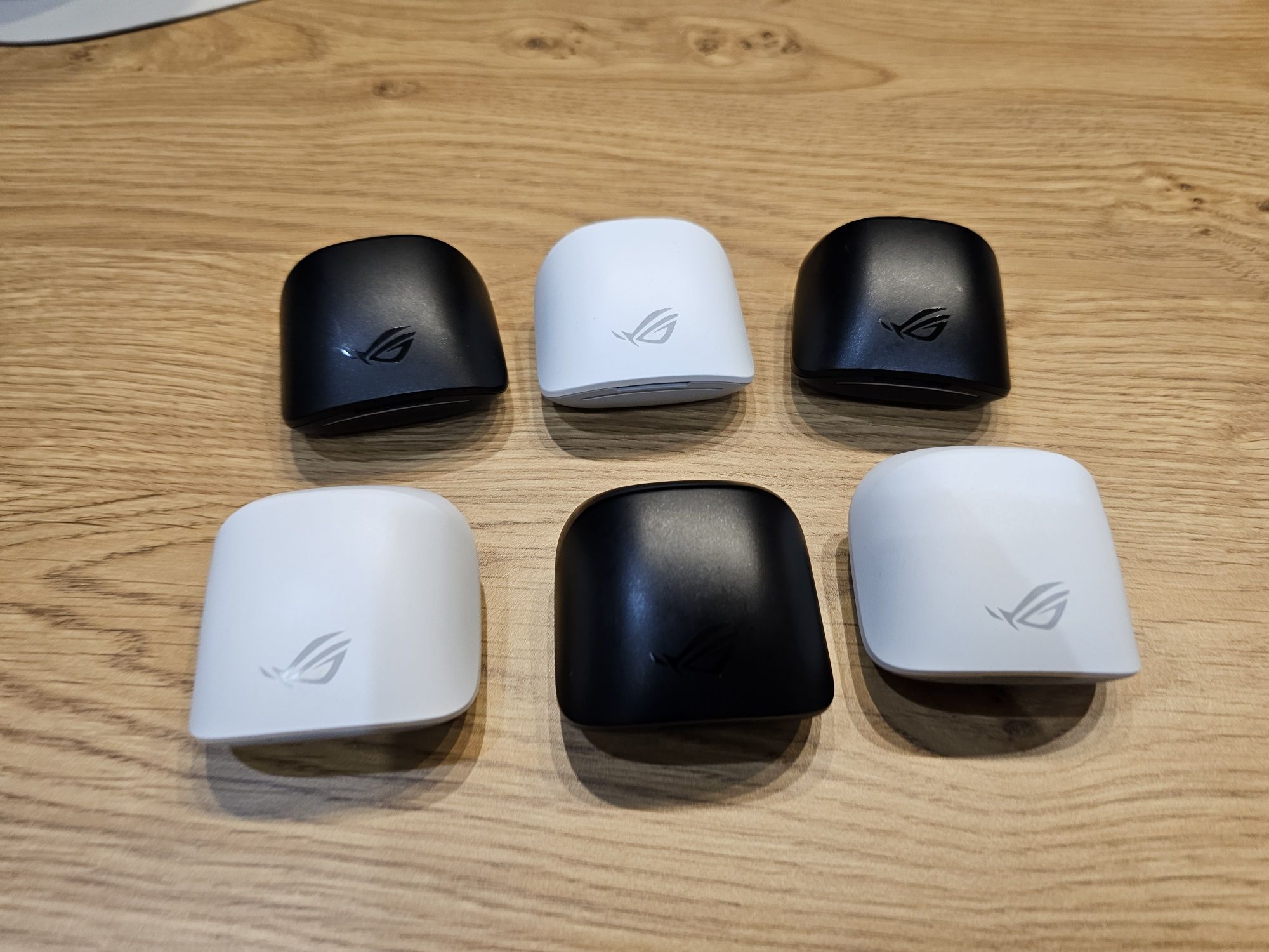 Ігрова гарнітура ASUS ROG Cetra True Wireless 7.1 Black an White