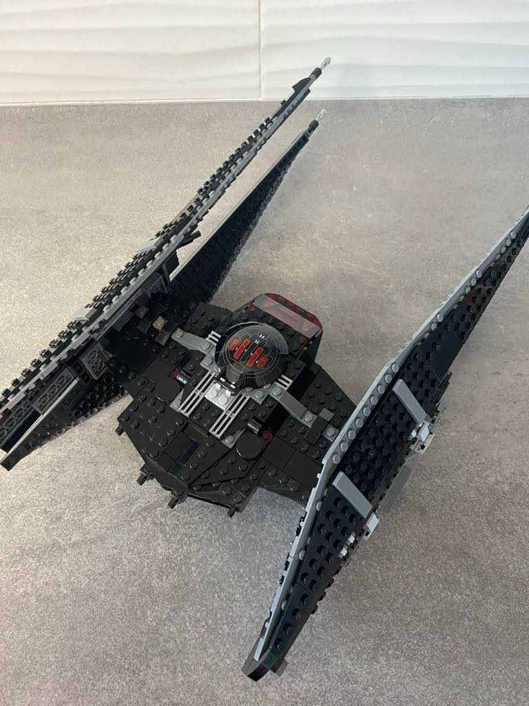 LEGO Star Wars 75179 Kylo Ren TIE Fighter samolot Gwiezdne Wojny SUPER