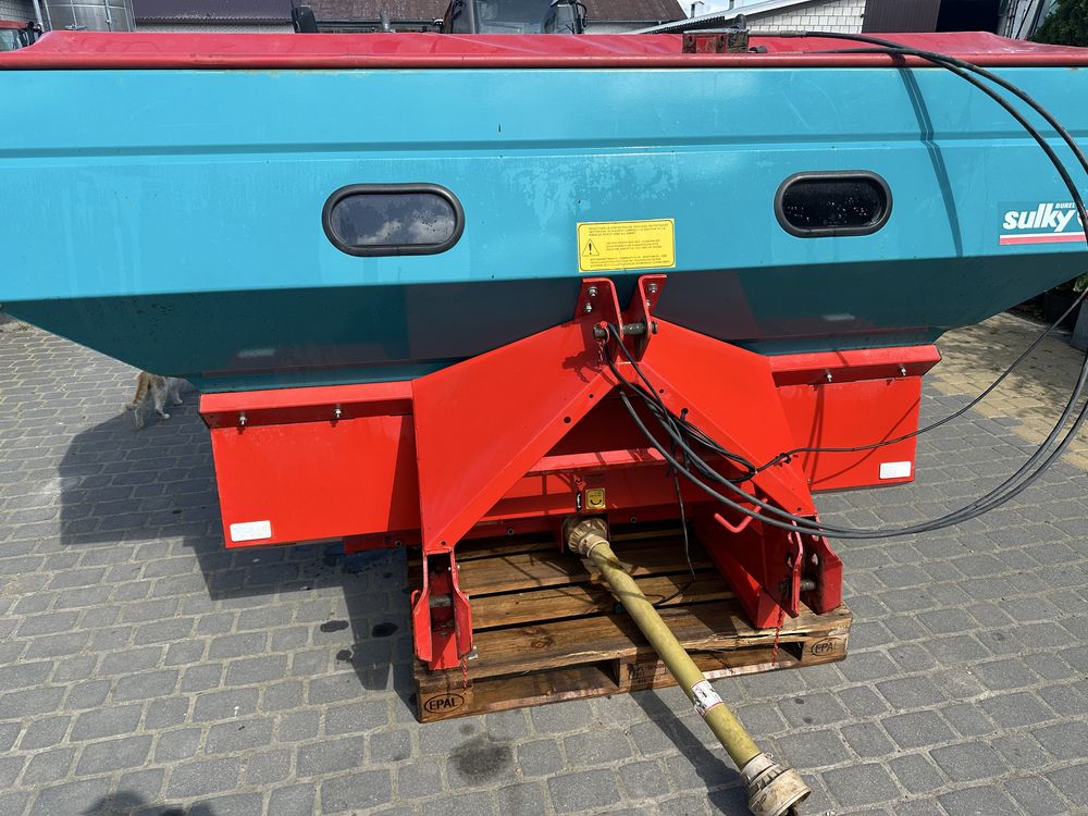 Rozsiewacz Sulky 2000l JAK NOWY!