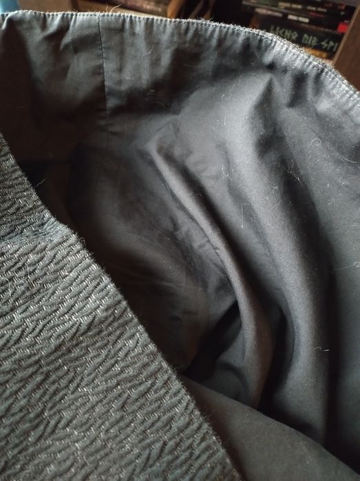 Simple sukienka 34 czarna tłoczony wzór