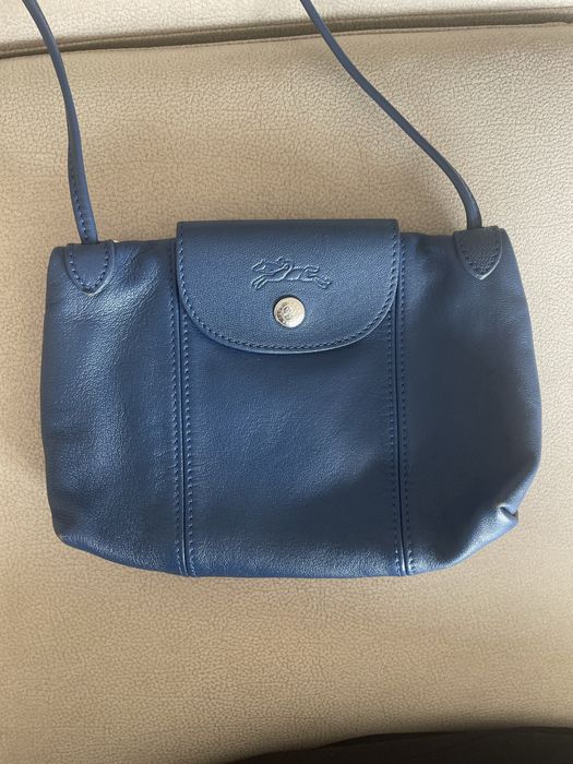 Mala/ Carteira longchamp cor azul petróleo