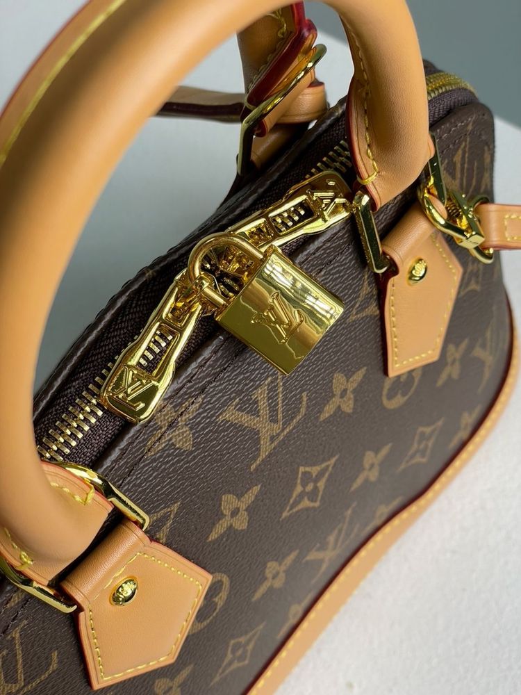 Torebka Louis Vuitton Alma monogram canvas premium