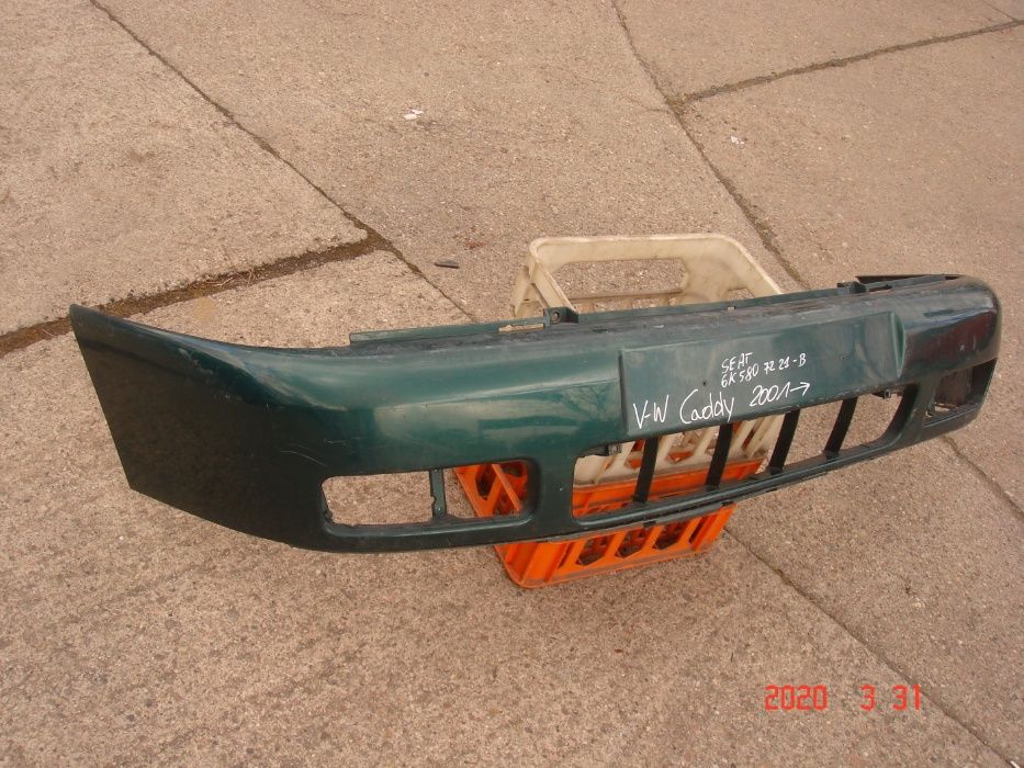 Zderzak przedni Seat,Volkswagen Caddy 2001