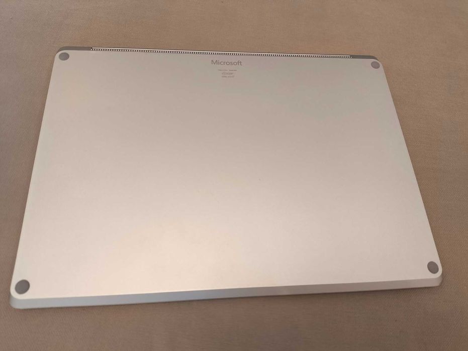 Microsoft Surface laptop 4 13.5" Ryzen 5, 8gb RAM, 256gbSSD, 2256*1504