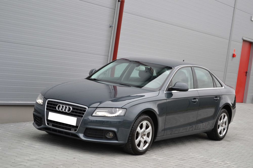 Audi A4 B8 2.0TDI 136KM**Xenon**Navi**LED**PDC P+T**Tempomat