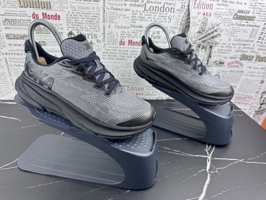 Кросівки Hoka One One Clifton 9 Youth / Розмір 36