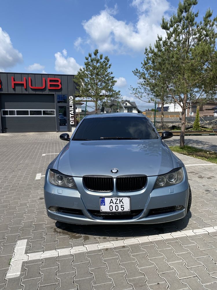 Продам БМВ е90 2.0 дизель