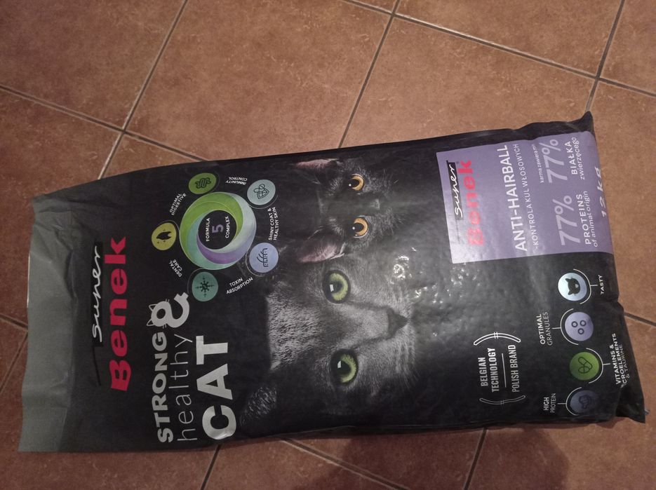 Karma dla kota 12 kg anti hairball wysokobiałkowa Super Benek odkłacza