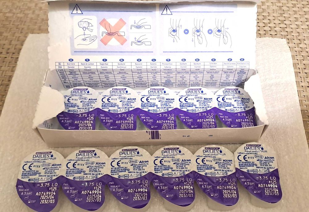 DAILIES AQUA COMFORT PLUS MULTIFOCAL  jednodniowe soczewki progresywne