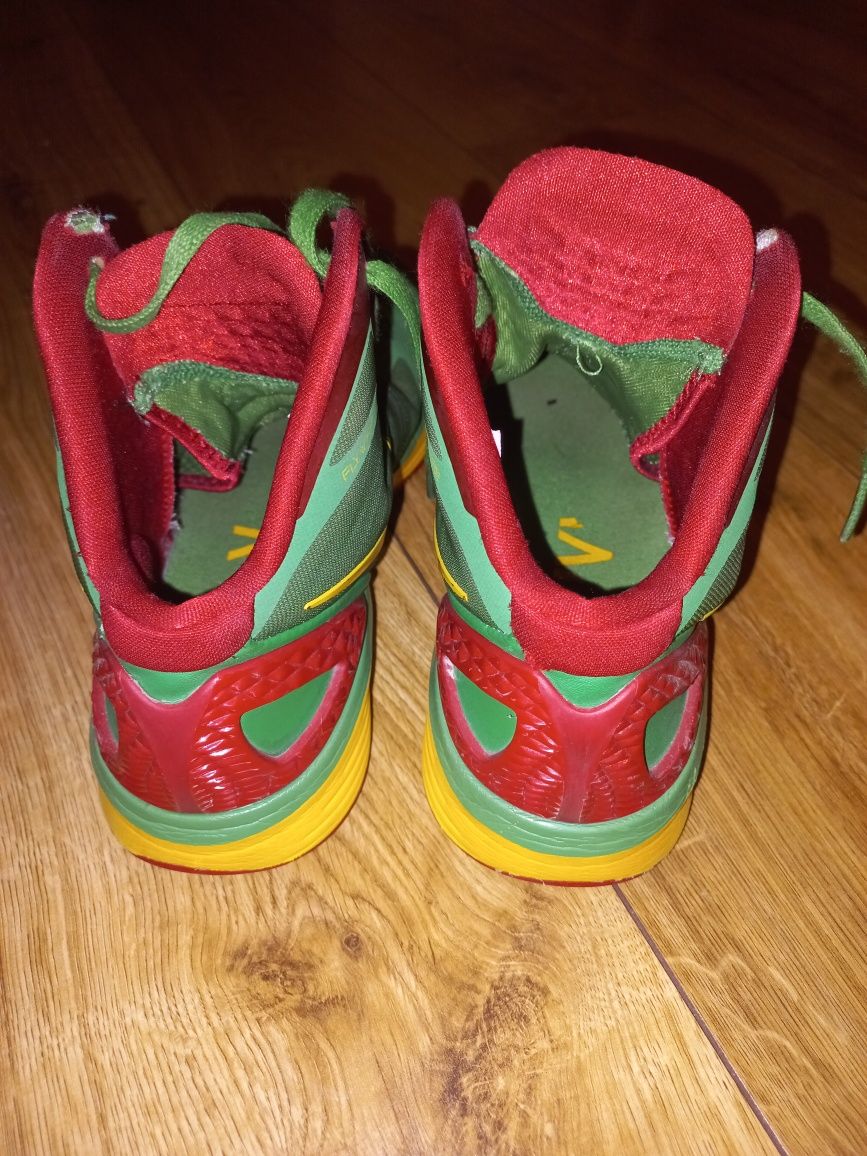 Buty NIKE Zoom Hyperdunk rozm. 41