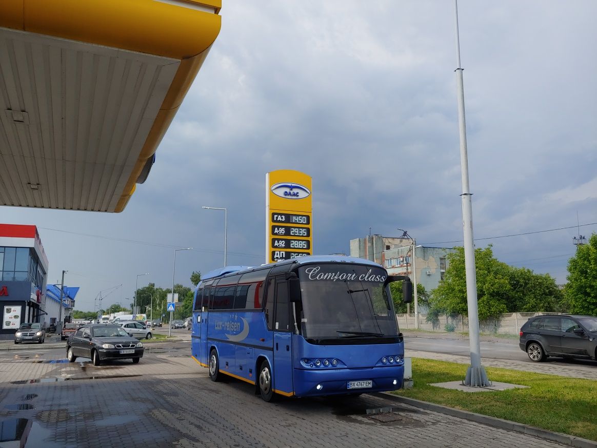 Пасажирські перевезення по рідній Україні автобусом NEOPLAN , 32 місця