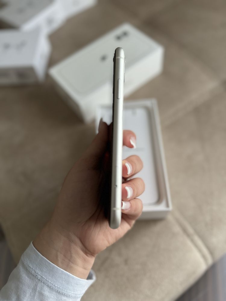 Vendo Iphone 11 64gb Branco