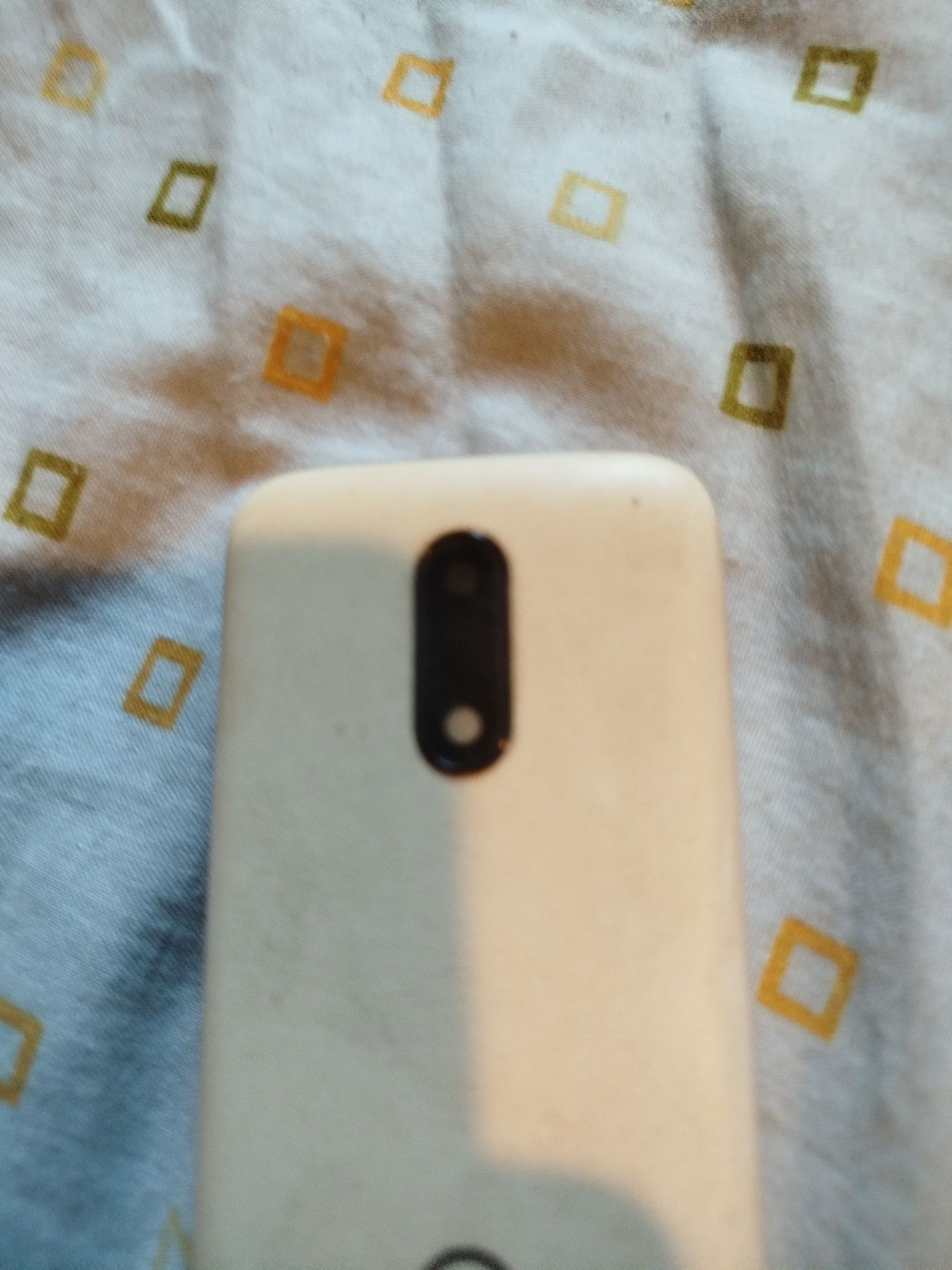 Alcatel com câmera fotográfica