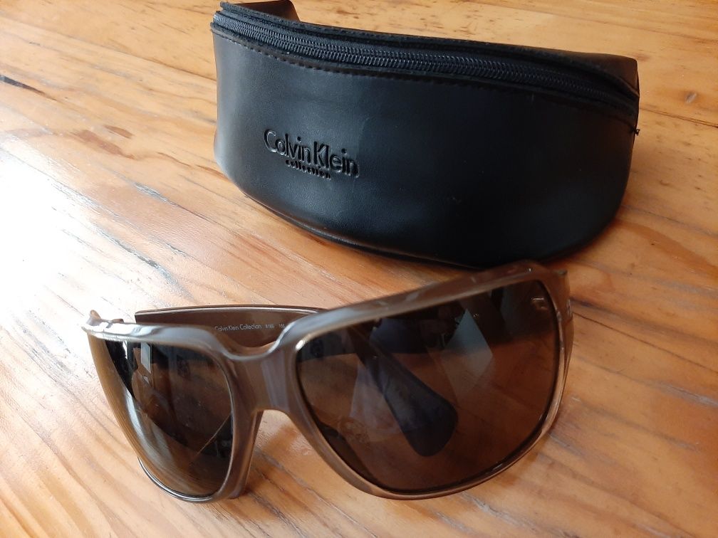 Óculos de Sol Calvin Klein originais c/bolsa