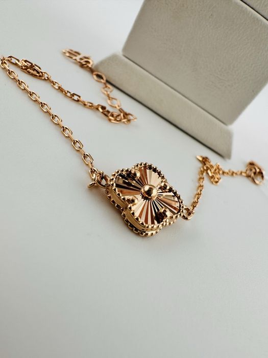 Золота каблучка нова