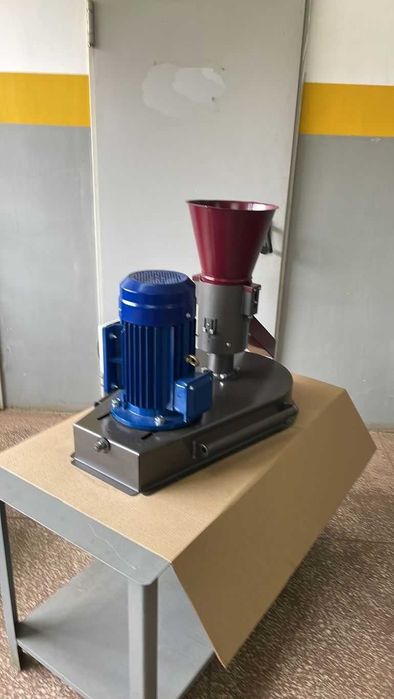 Гранулятор комбі корма кормів (Матр.100;150мм) З ДВИГУНАМИ