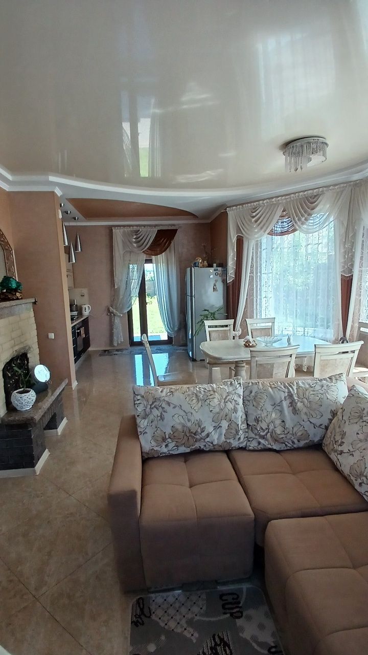 Продам чи обміняю на квартиру житловий будинок в с.Рованці.
