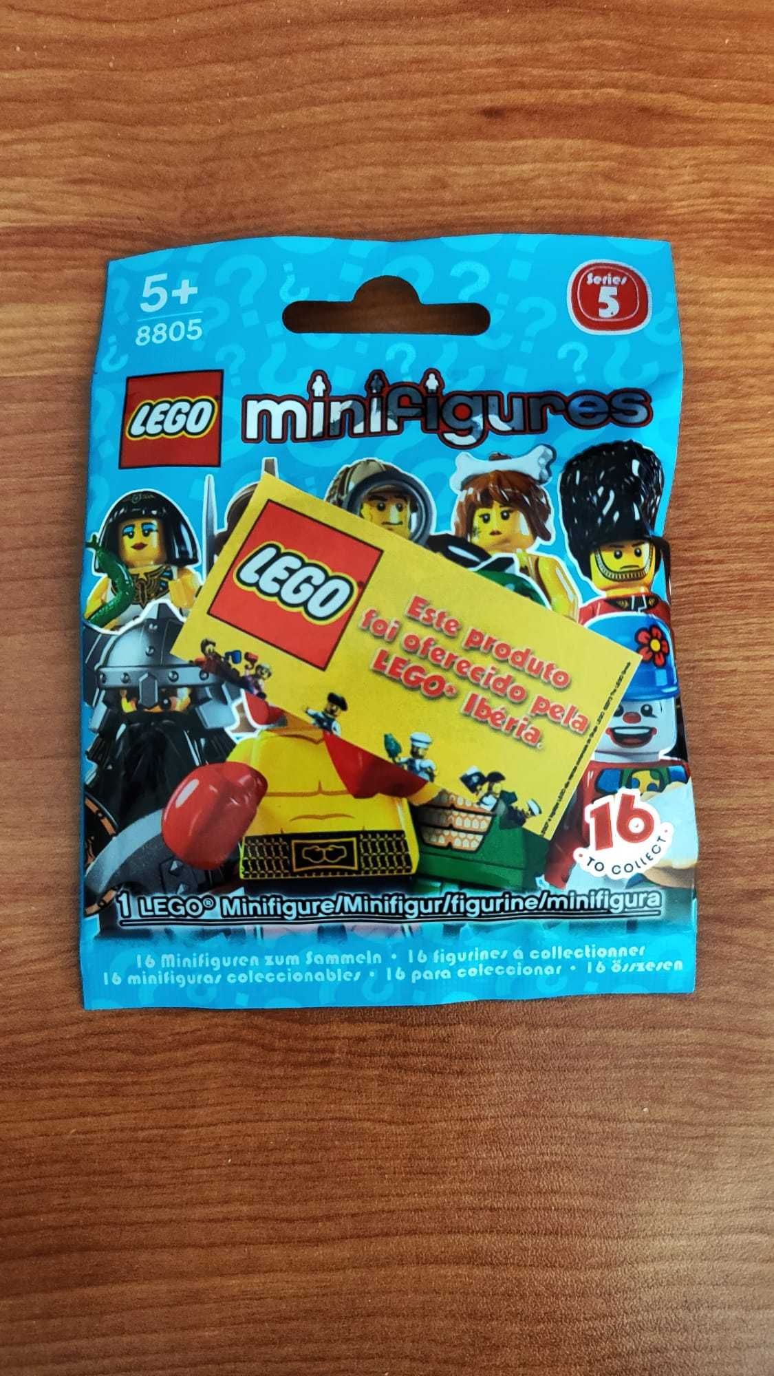 Minifiguras Série 5 selado.