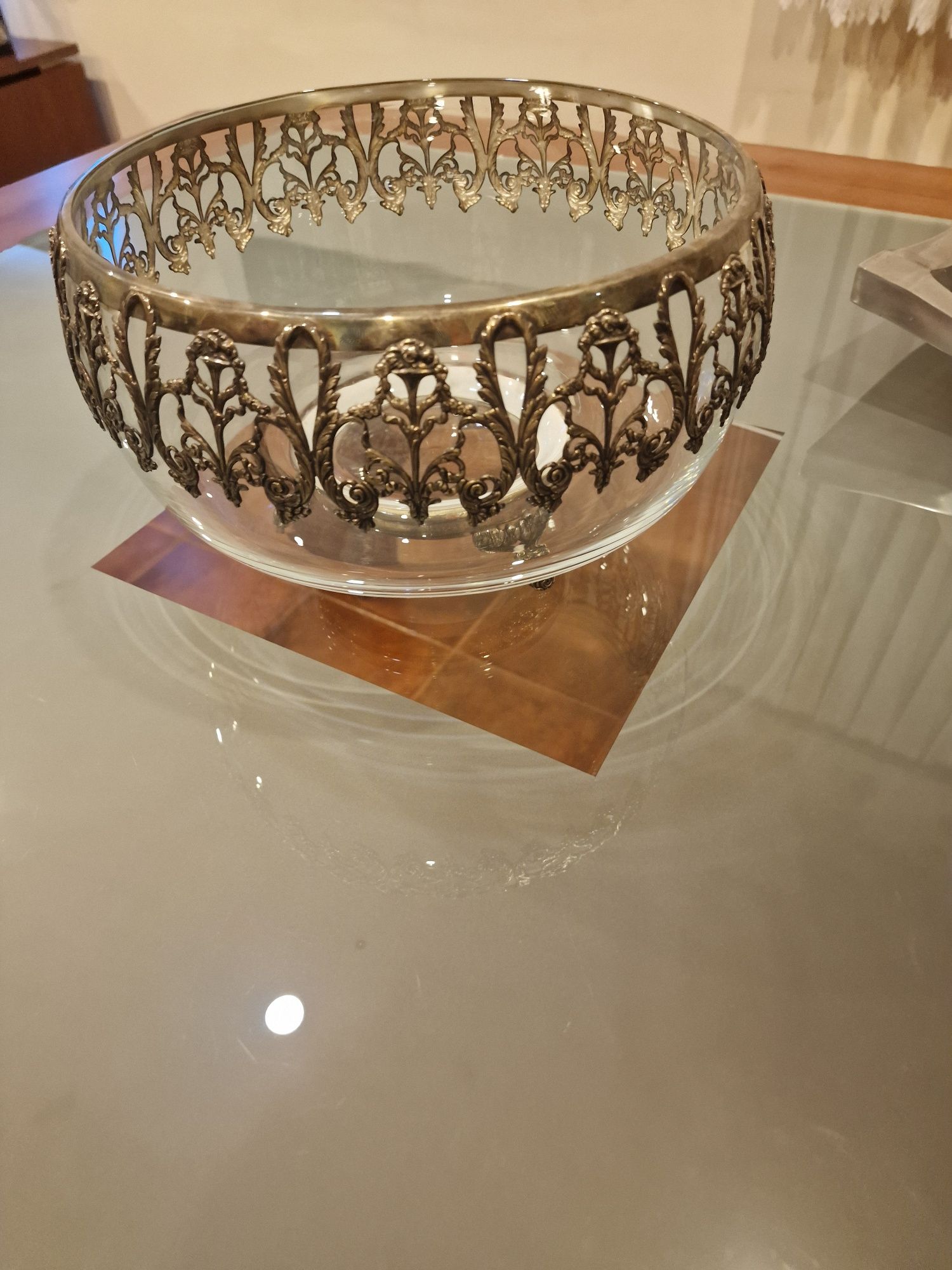 Mesa madeira com tampo de vidro