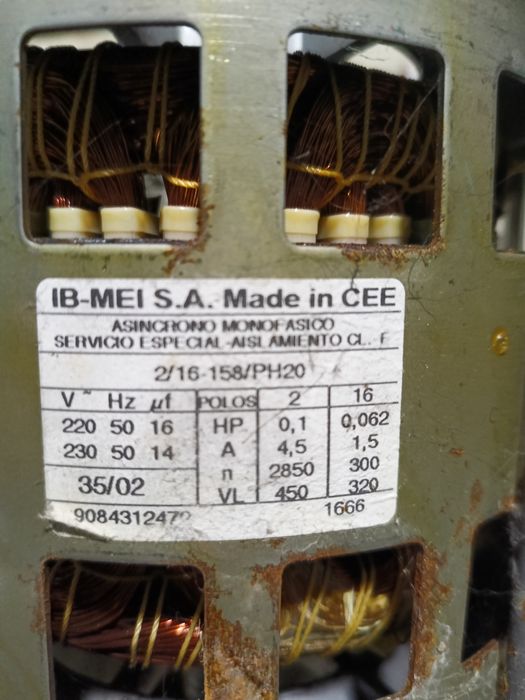 Продам двигун до пральної машинки indesit