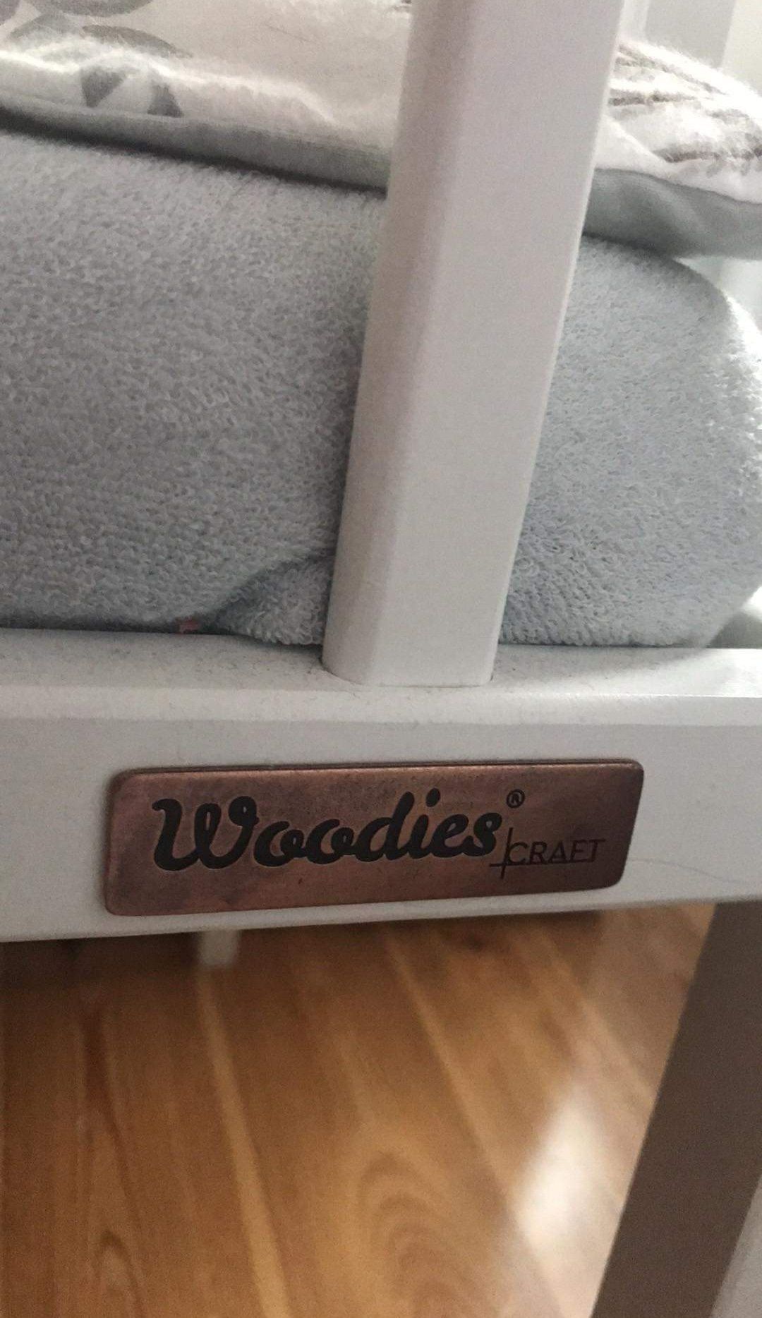 Łóżeczko niemowlęce woodies