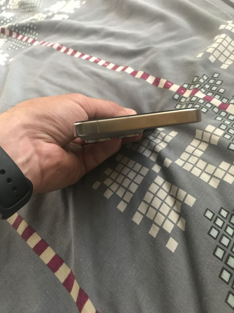 Продам iPhone 16 pro max 256gb, neverlock