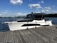 OD RĘKI Nowa łódź motorowa NAUTIC 880 z Mercury F225 i przyczepą